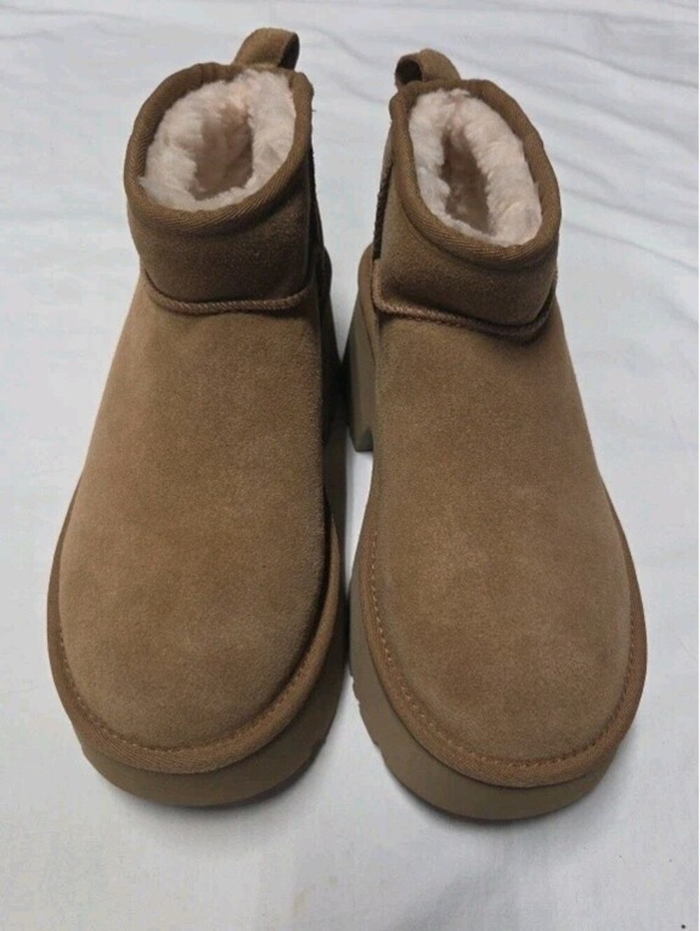 UGG Women's Ultra Mini New Heights Chestnut Suede Platform Boots 1158311 Size 7